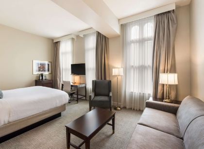 Independence Park Hotel, Premier Collection