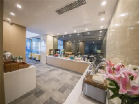 Jinjiang Inn Select (Xiaogan Changzheng Road Sports Center) Hotels in Xiaogan