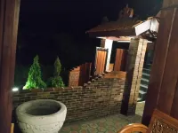THE PEKAYON VILLA PACET Hotel dekat Puncak Gunung Welirang ꦥꦸꦚ꧀ꦕꦏ꧀ꦮꦼꦭꦶꦫꦁ