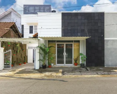 Lamiera Homestay Hotel dekat BENGKEL MASBRO KINGDOM JOGJA