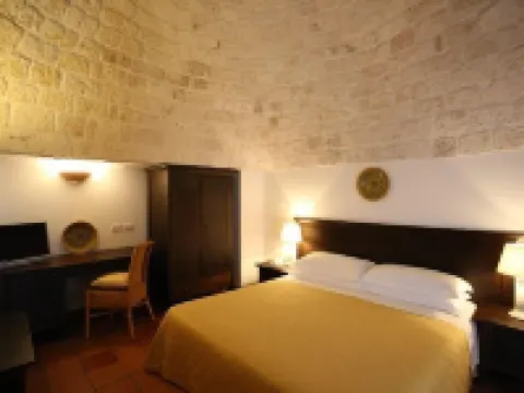 アバテ マッセリア & リゾート ノーチのホテル