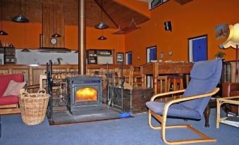 Old Bones Lodge