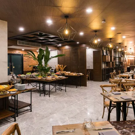 Acqua Hotel Отели рядом с достопримечательностью «Xzyte (Эксайт) Дискотек»