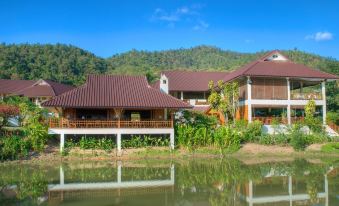 Maekok River Village Resort