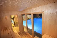 Inn on the Prom at the Fernlea Hotel - Spa