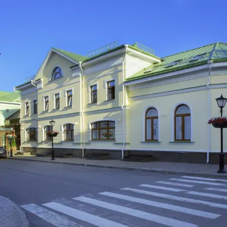 Двор Подзноева (Главный Корпус) Отели в г. Псков