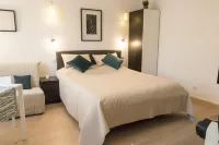 Le Gérémoy Hotels near Les Jardins de la Terre