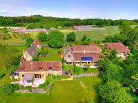 Gites la Source Hotel di Saint-Genies