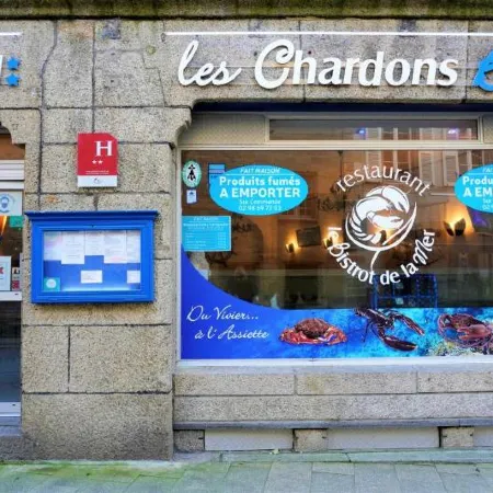 Logis Hôtel les Chardons Bleus Restaurant le Bistrot de La Mer