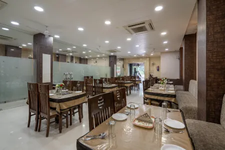 Manas Continental Отели в г. Сарай Галхэрия