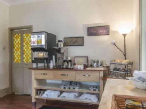 威廉國王羅德威旅館 亨茨維爾酒店