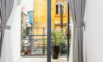Amazing Nyt Home Balcony Cozy Studio