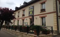 Hôtel le Relais de l'Abbaye Hotels in L'Aigle