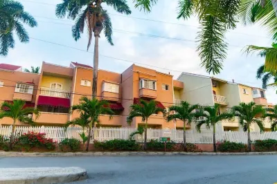 Ocho Rios Boardwalk Apartment