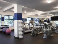 Four Points by Sheraton Victoria Gateway - Gym