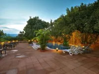 Bella Vista Resort - Pools