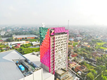 The Zuri Pekanbaru Отели в г. Labuh Baru Barat