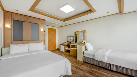 Gangneung Four Season Hotel and Pension