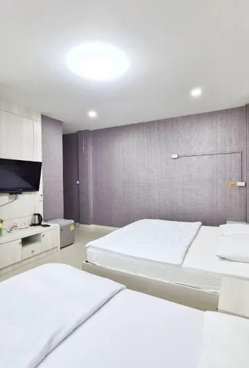 ห้องซูพีเรียร์ 3 ที่นอน