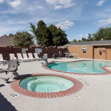 Quality Suites Midland North Loop 250