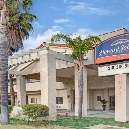 Howard Johnson by Wyndham Torrance