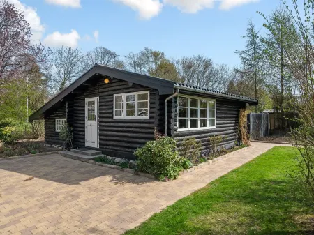 "Gunnhild" - 500m from the Sea