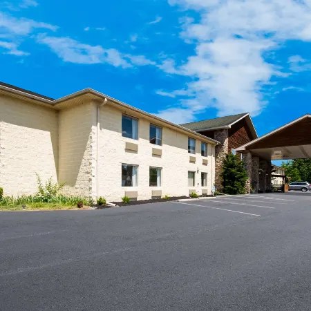 SureStay Plus Hotel by Best Western Berkeley Springs