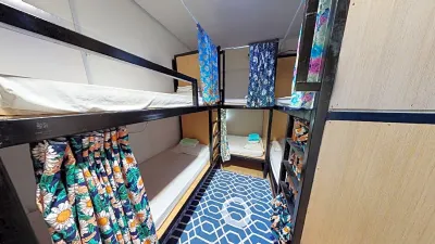 H2 Segama Backpacker Hotel di 