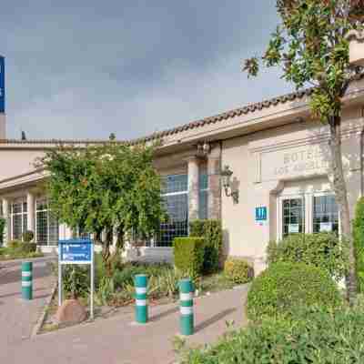 Gran Hotel Los Angeles Hotel Exterior