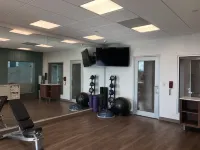 Holiday Inn Express & Suites HALIFAX AIRPORT by IHG - Spor Salonu