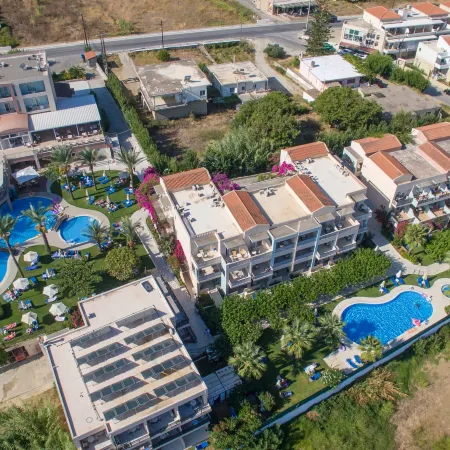 Selini Suites & Waterpark