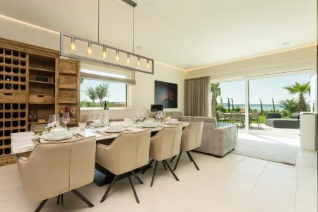 Villa Four Seasons Ljubač Seaside