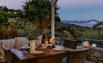 Villa Avaton with Magnificent Sea View and Skopelos Town