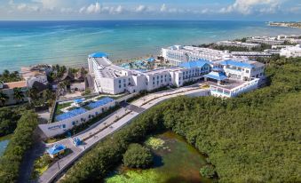 Margaritaville Island Reserve Riviera Maya —An Adults Only All-Inclusive Experience