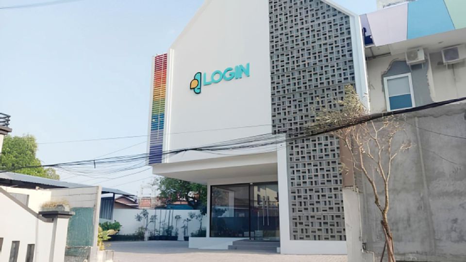 Login Hotel by Rainbow House