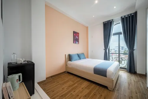 Cozrum Homes - Cozytel Residence Hotels in Đức Hòa Hạ
