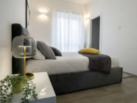 Charming & Modern 3Br Apt in the Heart of Asti アスティのホテル