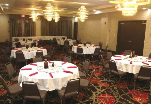 힐튼 가든 인 폭스우드 객실