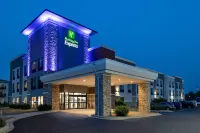 Holiday Inn Express ROCHESTER SOUTH - MAYO AREA by IHG Hôtels à : 