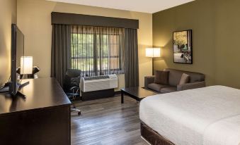 Best Western Plus Franciscan Square Inn and Suites Steubenville