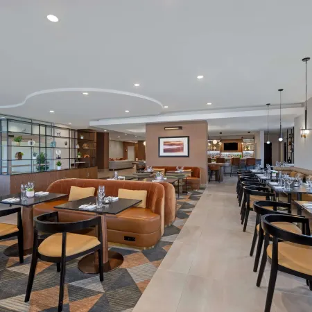 DoubleTree by Hilton Las Vegas East Flamingo Отели рядом с достопримечательностью «Музей атомных исследований»