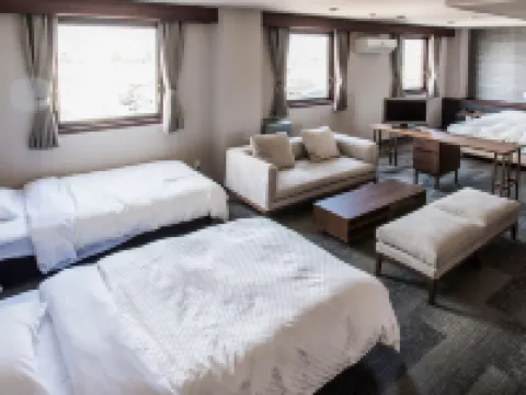 Business Hotel Pocket Hotel di Itano District