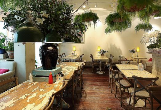 호스텔 테라스 전경