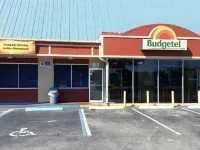Budget Inn - 2-Star