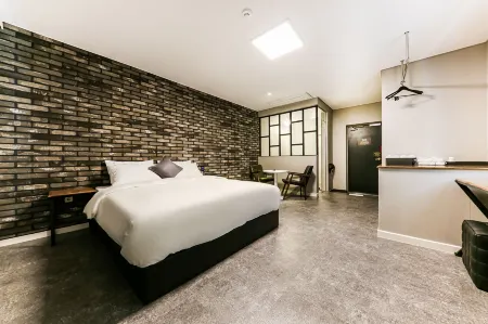 Yeongdong Su Self Check-in Hotel Отели в г. Йондон