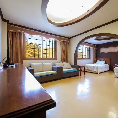 Hadong Seomjingang Hotel