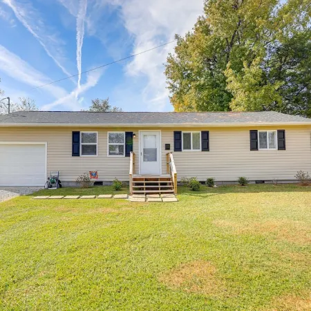 New Bern Abode w/ Yard ~ 2 Mi to Neuse River