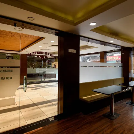 Hotel Kalpana Palace