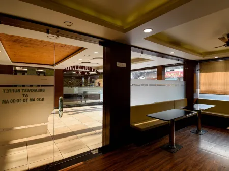 Hotel Kalpana Palace