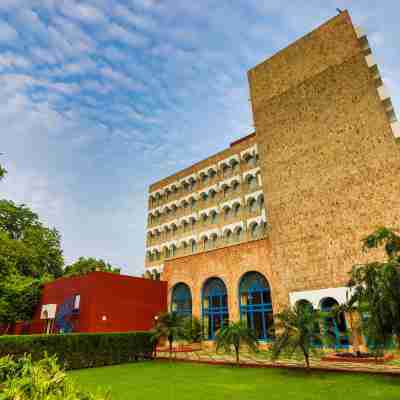 Taj Ganges Varanasi Hotel Exterior